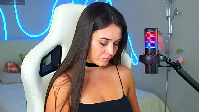 Snapshot of Adel_chocolate_ chatting on 16, 9, 2025 Adel chocolate online show from 16, 9, 2025