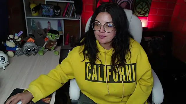 Snapshot of juliette_rd chatting on 14, 1, 2025 juliette rd online show from 14, 1, 2025