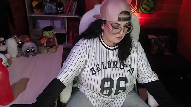 Snapshot of juliette_rd chatting on 13, 3, 2025 juliette rd online show from 13, 3, 2025