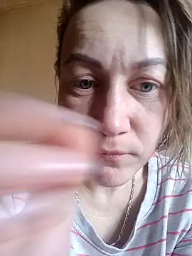 wLESLYMOSw online show from 9, 2, 2025