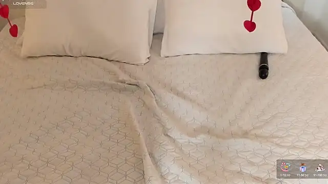 EmmaSanzz  online show from 17, 2, 2025