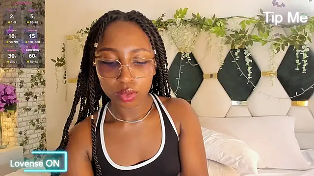 EmmaSanzz  online show from 3, 3, 2025