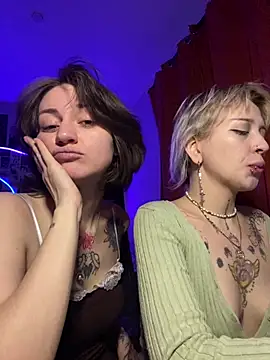 Dooubletroublee online show from 8, 3, 2026