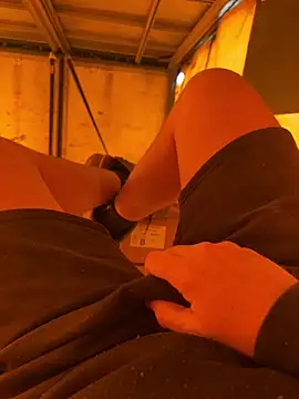 Snapshot of cussy007 chatting on 17, 3, 2025 cussy007 online show from 17, 3, 2025