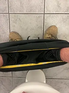 Snapshot of cussy007 chatting on 4, 2, 2026 cussy007 online show from 4, 2, 2026