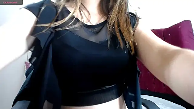 Snapshot of Luna_girlhot_ chatting on 18, 12, 2024 Luna girlhot  online show from 18, 12, 2024