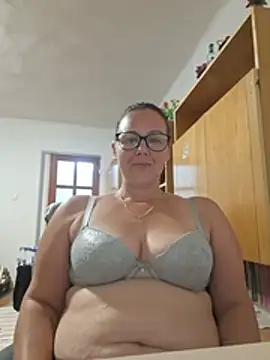 Snapshot of fekete_demon chatting on 27, 7, 2026 fekete demon online show from 27, 7, 2026