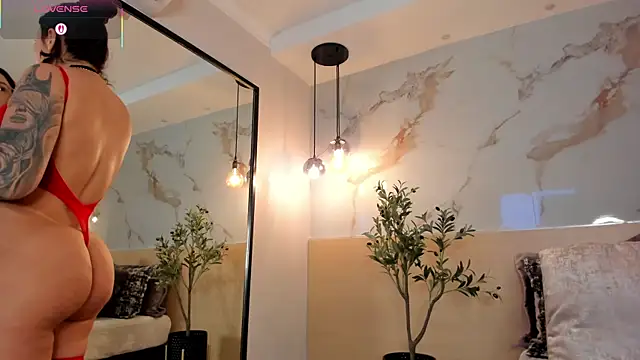 LeaThompson online show from 24, 9, 2025