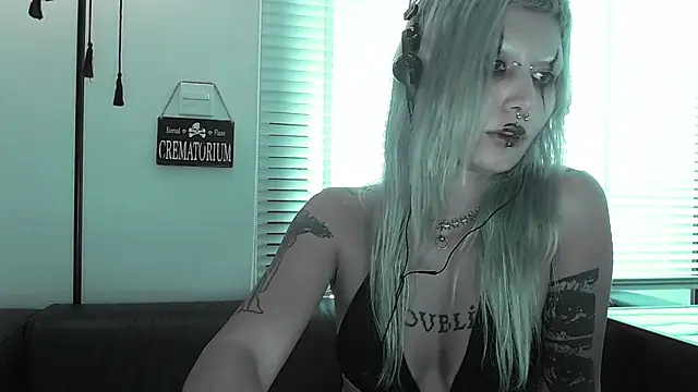 Snapshot of god_x_girl chatting on 16, 5, 2026 god x girl online show from 16, 5, 2026