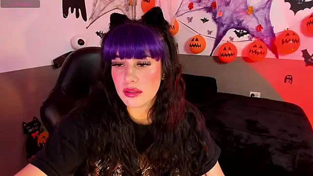 Snapshot of Missmonserrat chatting on 22, 10, 2025 Missmonserrat online show from 22, 10, 2025