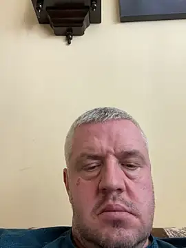 Snapshot of Evolite123 chatting on 6, 3, 2025 Evolite123 online show from 6, 3, 2025