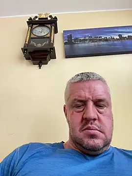 Snapshot of Evolite123 chatting on 7, 3, 2025 Evolite123 online show from 7, 3, 2025