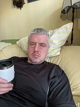 Snapshot of Evolite123 chatting on 16, 3, 2025 Evolite123 online show from 16, 3, 2025