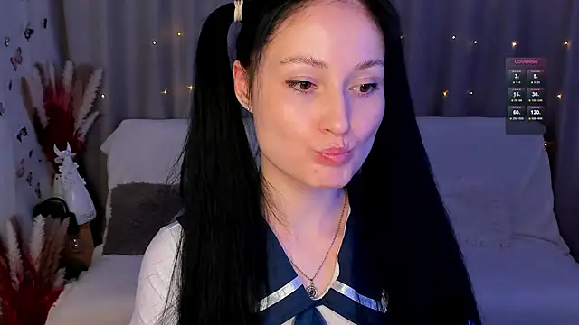 Snapshot of LisaMooore chatting on 15, 1, 2025 LisaMooore online show from 15, 1, 2025