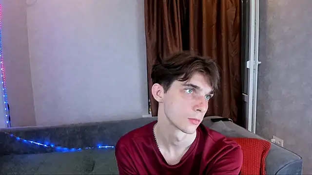 Snapshot of Aaron_Boom chatting on 17, 5, 2026 Aaron Boom online show from 17, 5, 2026