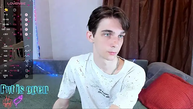 Snapshot of Aaron_Boom chatting on 26, 5, 2026 Aaron Boom online show from 26, 5, 2026
