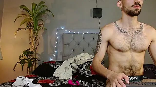 Mr WhiteCock online show from 27, 2, 2025