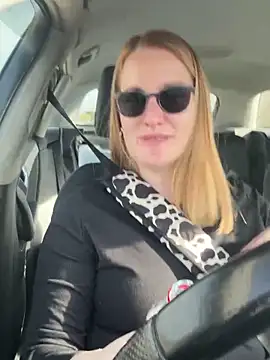 Snapshot of notlikeothergirlsEW12 chatting on 3, 3, 2025 notlikeothergirlsEW12 online show from 3, 3, 2025