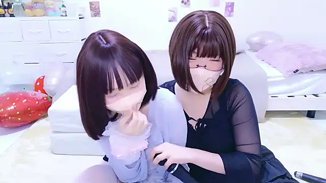 Snapshot of 841_yayoi chatting on 17, 5, 2026 841 yayoi online show from 17, 5, 2026