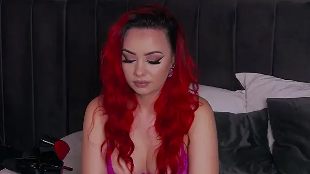 Emmelyn online show from 8, 4, 2026