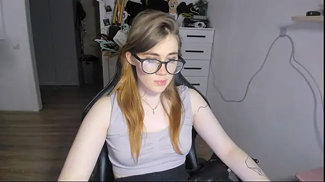 Snapshot of PureHeartt_ chatting on 23, 9, 2025 PureHeartt online show from 23, 9, 2025