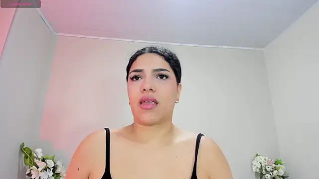 Snapshot of Umarani_ chatting on 6, 5, 2026 Umarani online show from 6, 5, 2026