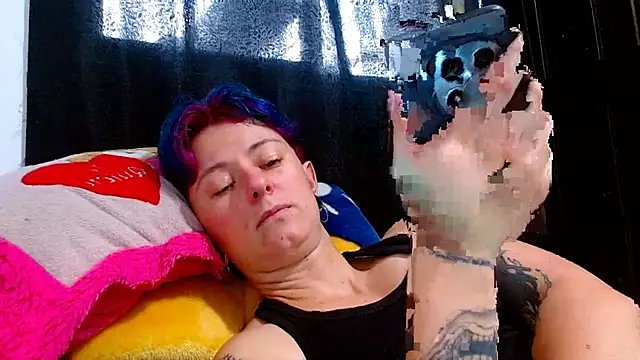 tomboyblue online show from 6, 4, 2026