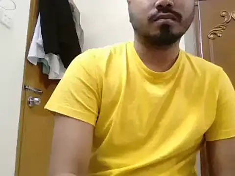 Snapshot of desiboyasif chatting on 2, 10, 2025 desiboyasif online show from 2, 10, 2025