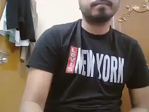 Snapshot of desiboyasif chatting on 3, 10, 2025 desiboyasif online show from 3, 10, 2025