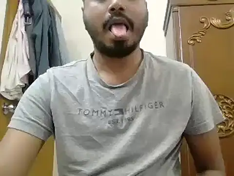 Snapshot of desiboyasif chatting on 12, 10, 2025 desiboyasif online show from 12, 10, 2025