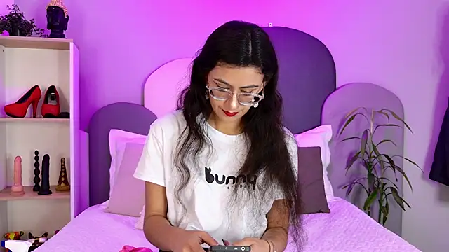 SophieGomez22 online show from 20, 5, 2026