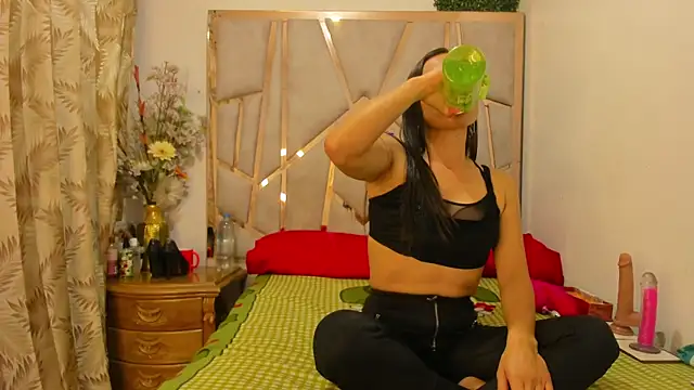 Snapshot of daniela_casallas_ chatting on 13, 5, 2026 daniela casallas online show from 13, 5, 2026
