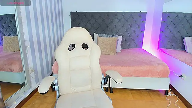 rebeca cortez  online show from 13, 1, 2025