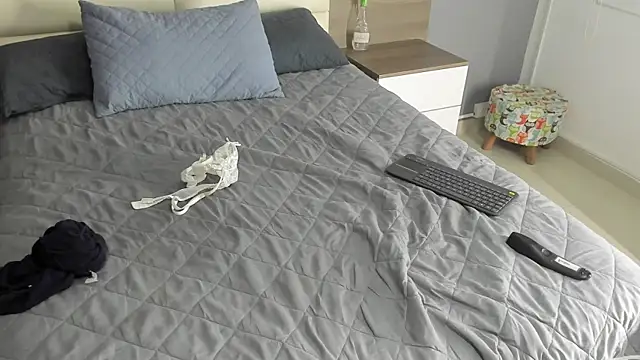 rebeca cortez  online show from 20, 9, 2025