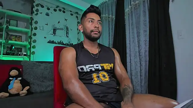 Couple muscle1 online show from 5, 11, 2025