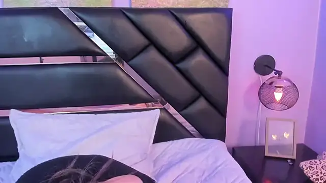 Annie mone online show from 19, 3, 2025