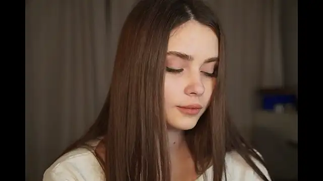 CarmenMoore26 online show from 16, 12, 2025