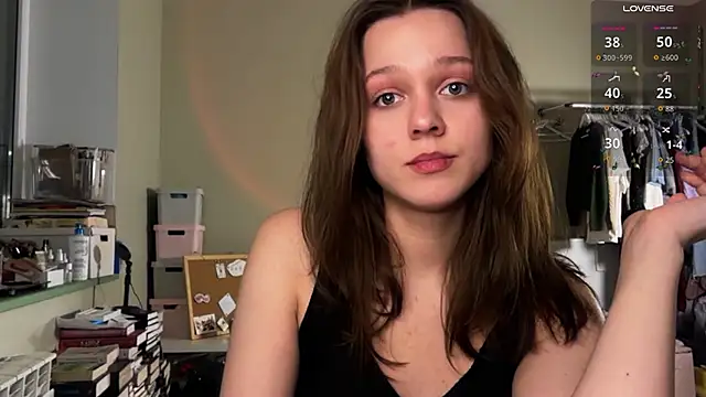 Addelin Moon online show from 6, 11, 2025