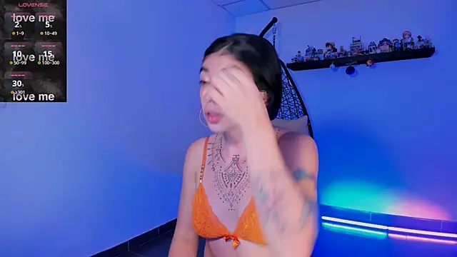 Nina-monroe online show from 25, 7, 2026