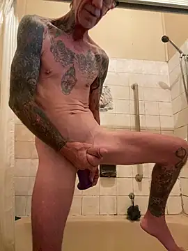 Snapshot of hhhorniee chatting on 5, 1, 2025 hhhorniee online show from 5, 1, 2025