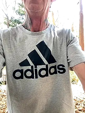 Snapshot of hhhorniee chatting on 12, 10, 2025 hhhorniee online show from 12, 10, 2025