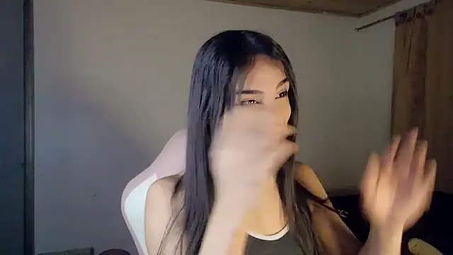 Snapshot of Dollbehavior_ chatting on 13, 4, 2026 Dollbehavior online show from 13, 4, 2026