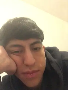 modelo180 online show from 16, 1, 2025