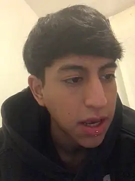 modelo180 online show from 7, 2, 2025