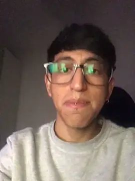 modelo180 online show from 18, 3, 2025