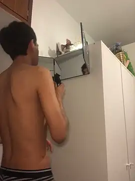 modelo180 online show from 29, 4, 2026