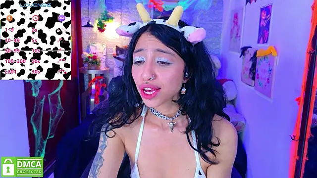 Snapshot of REDHOTTER_ chatting on 26, 10, 2025 REDHOTTER online show from 26, 10, 2025