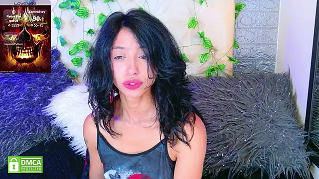 Snapshot of REDHOTTER_ chatting on 2, 12, 2025 REDHOTTER online show from 2, 12, 2025