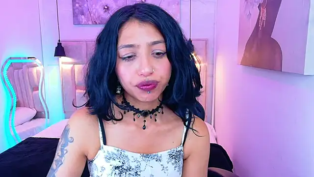 Snapshot of REDHOTTER_ chatting on 29, 5, 2026 REDHOTTER online show from 29, 5, 2026