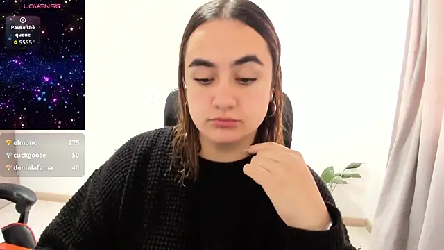 Snapshot of maryluna95 chatting on 25, 6, 2026 maryluna95 online show from 25, 6, 2026
